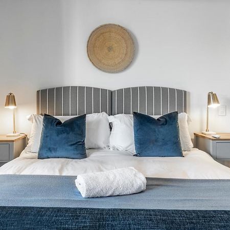 17 Marine, 2 Bedroom Sea-Facing Apt101 ヘルマナス エクステリア 写真