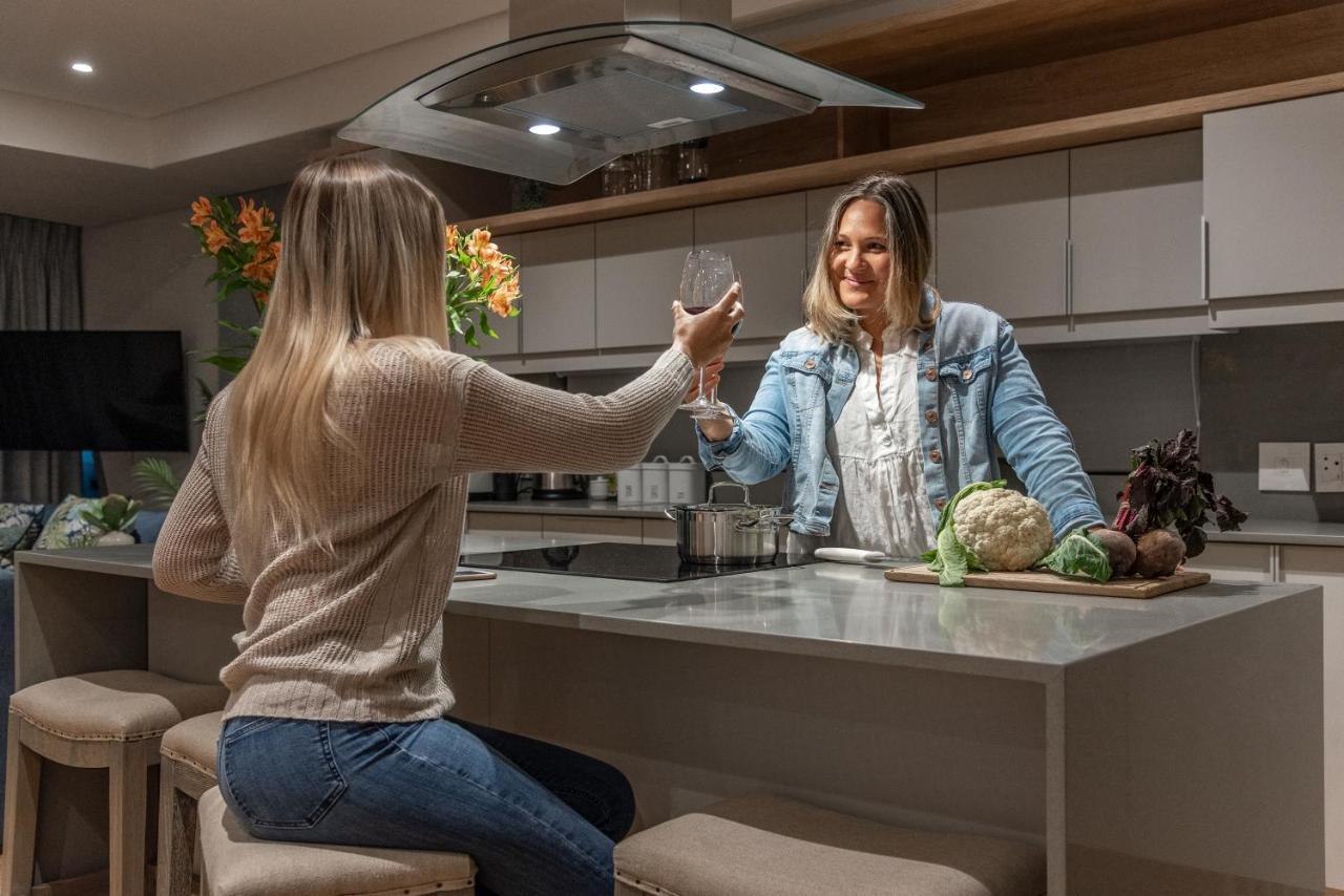 17 Marine, 2 Bedroom Sea-Facing Apt101 ヘルマナス エクステリア 写真