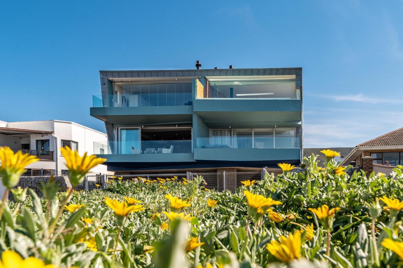 17 Marine, 2 Bedroom Sea-Facing Apt101 ヘルマナス エクステリア 写真